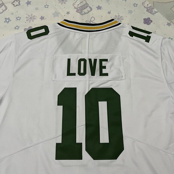Green Bay Packers (NFL) #10 Jordan Love Jersey - Picture 6 of 6